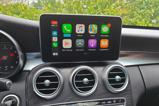 Aktywacja systemowa Apple CarPlay & Android Auto – Mercedes-Benz