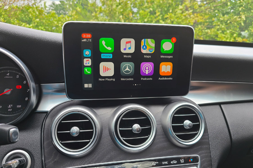 Aktywacja systemowa Apple CarPlay & Android Auto – Mercedes-Benz